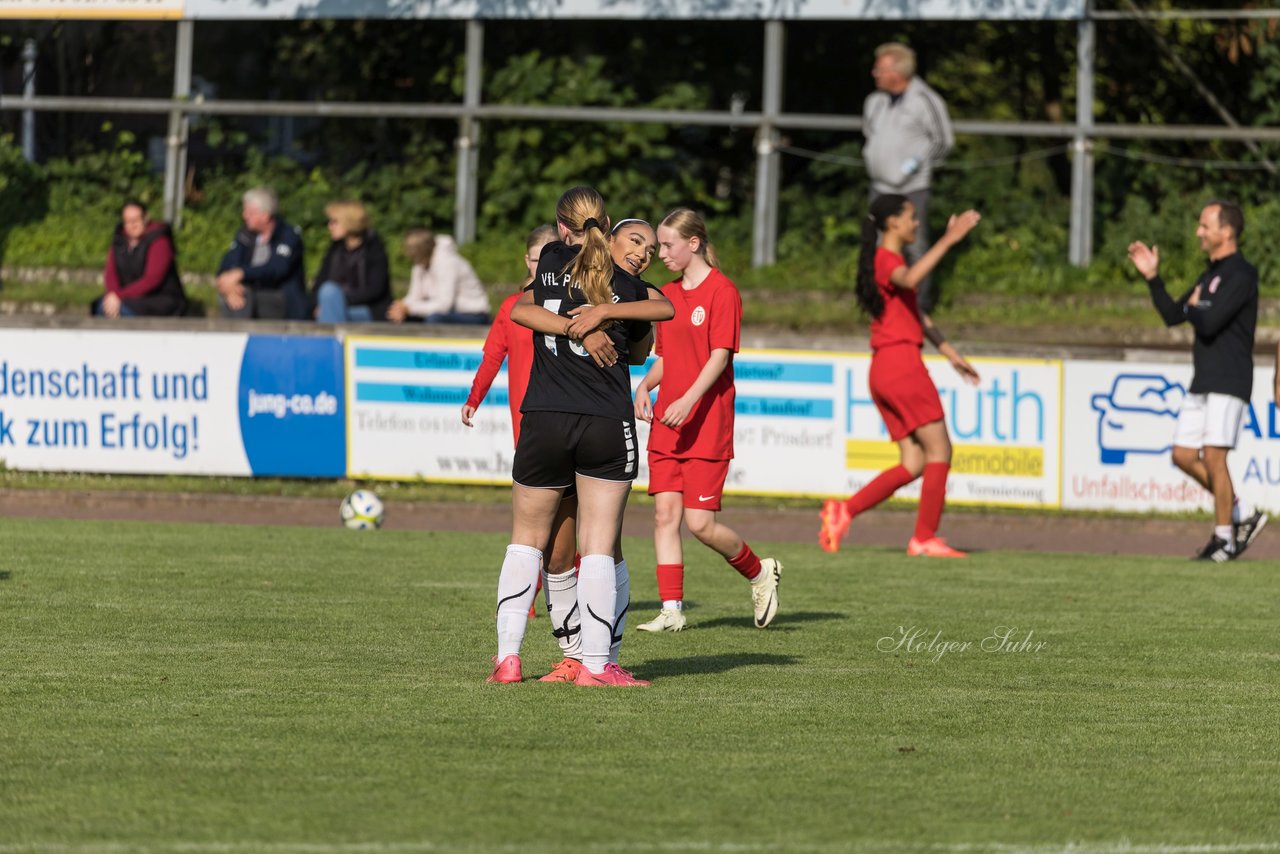 Bild 338 - wCJ VfL Pinneberg - Eimsbuetteler TV : Ergebnis: 0:5